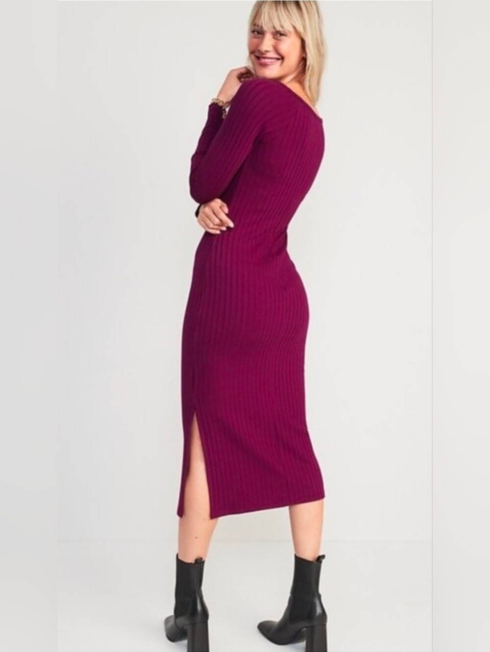 Old Navy Ribbed Long Sleeve Midi Dress in Berry